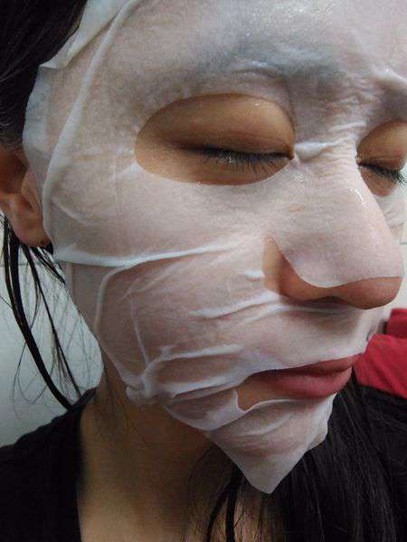 露奇亞白松露煥顏乳霜面膜