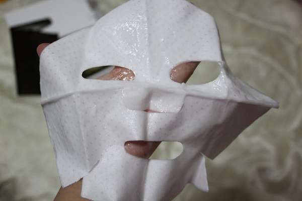 露奇亞白松露煥顏乳霜面膜