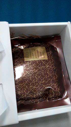 露奇亞白松露煥顏乳霜面膜