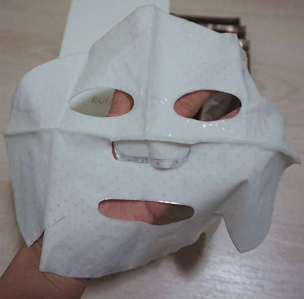 露奇亞白松露煥顏乳霜面膜