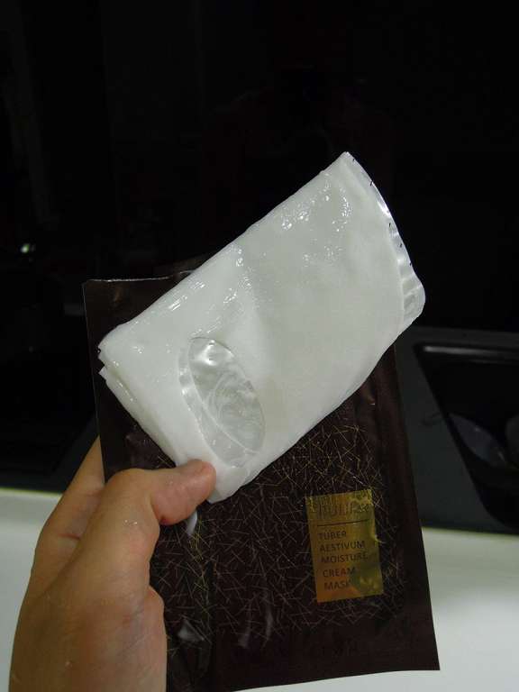 露奇亞白松露煥顏乳霜面膜