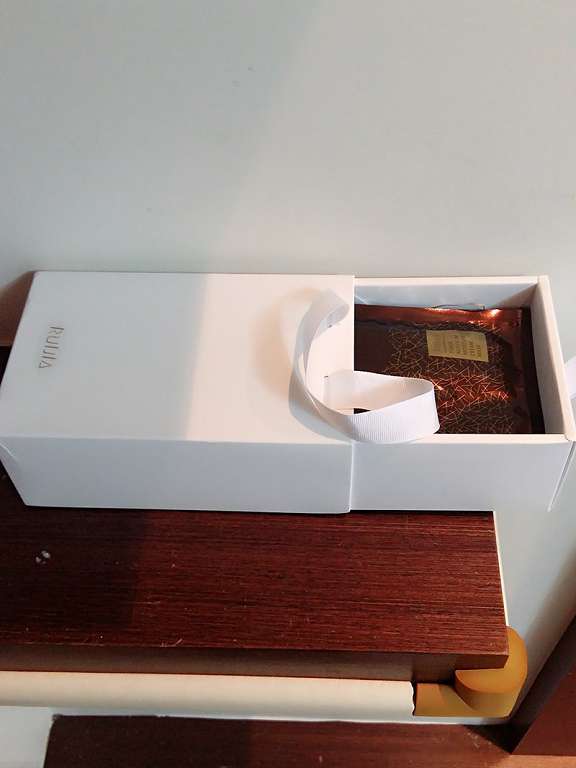 露奇亞白松露煥顏乳霜面膜