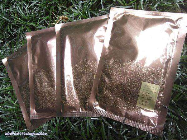 露奇亞白松露煥顏乳霜面膜