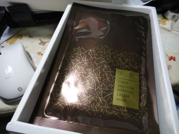 女人 知己 試用 大隊 露奇亞 白松露 煥顏 乳霜面膜 保濕 週面膜 白家綺 專櫃等級 平價 chialo 高效保濕 清爽