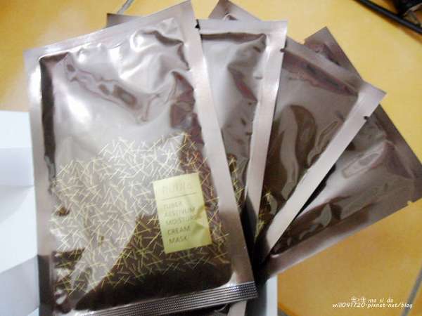 露奇亞白松露煥顏乳霜面膜