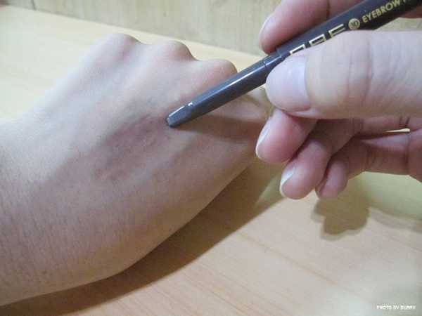 NAF3D持久旋轉眉筆