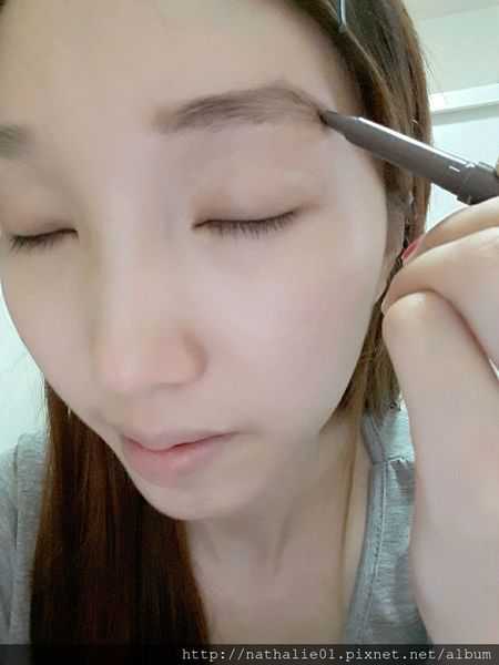 NAF3D持久旋轉眉筆