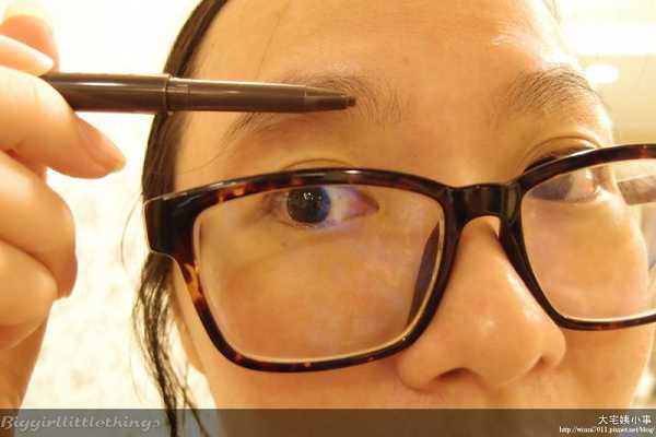 NAF3D持久旋轉眉筆