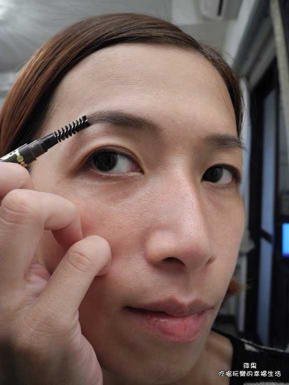 NAF3D持久旋轉眉筆