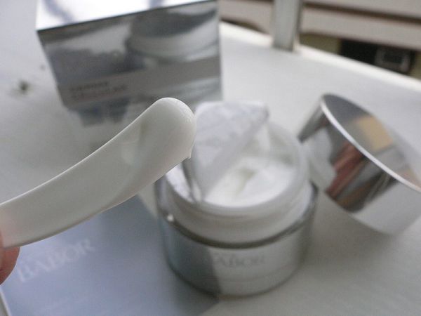 Derma彈力賦活霜