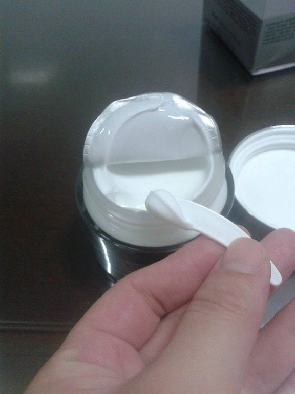 Derma彈力賦活霜