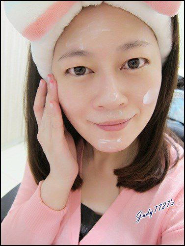 Derma彈力賦活霜