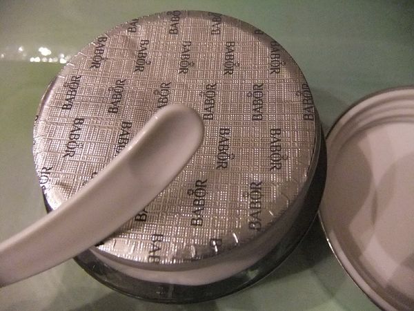 Derma彈力賦活霜