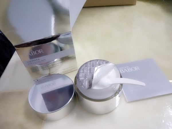 Derma彈力賦活霜