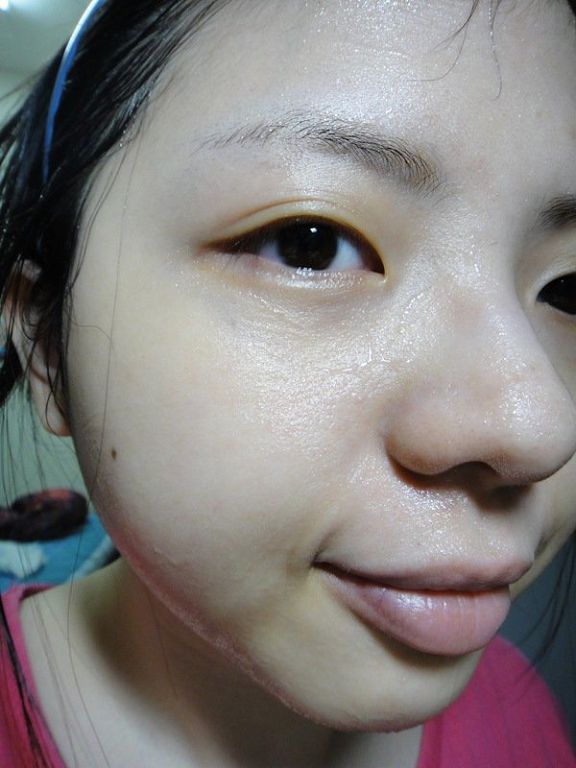 女人知己 試用 重啓 美肌力 白夏菊 舒護 柔敏 面膜 無添加 酒精 無色素 無paraben防腐劑 乾燥緊繃 粗糙脫屑 脆弱肌質 妝後浮粉 曬後救急 chialo 保濕 敏感肌  