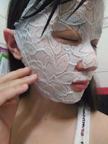 Hey蘋果肌女孩蕾絲拉提式面膜