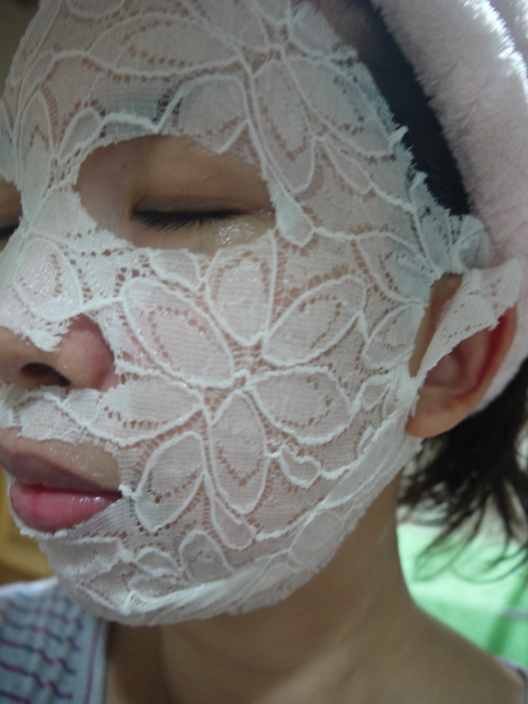 Hey蘋果肌女孩蕾絲拉提式面膜