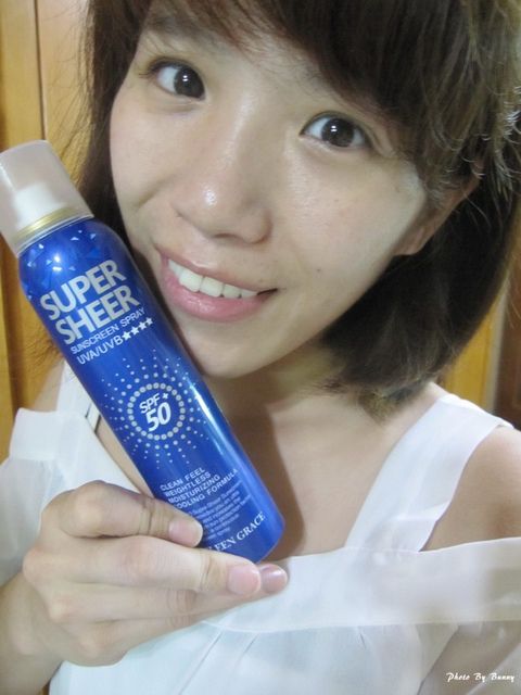 妍霓絲SPF50清爽沁涼防曬噴霧