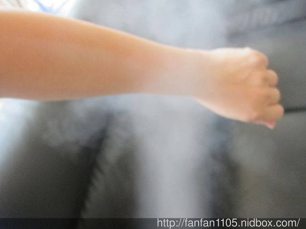 妍霓絲SPF50清爽沁涼防曬噴霧