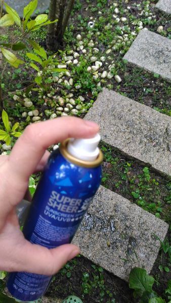 妍霓絲SPF50清爽沁涼防曬噴霧
