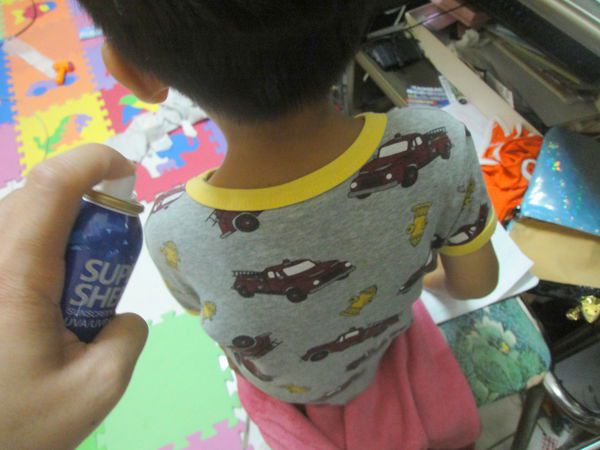 妍霓絲SPF50清爽沁涼防曬噴霧