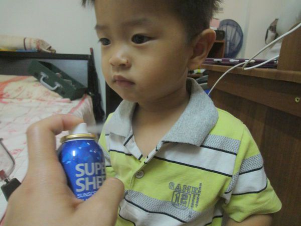 妍霓絲SPF50清爽沁涼防曬噴霧