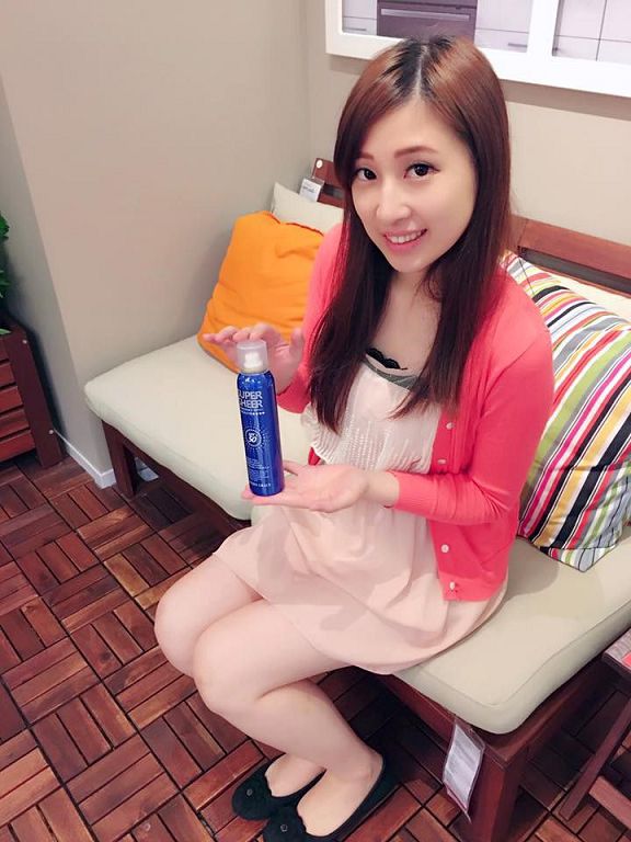 妍霓絲SPF50清爽沁涼防曬噴霧