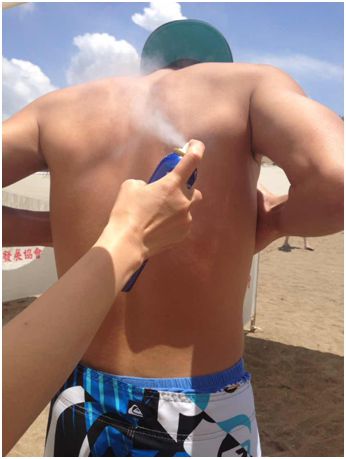 妍霓絲SPF50清爽沁涼防曬噴霧