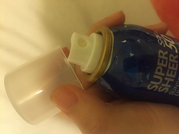 妍霓絲SPF50清爽沁涼防曬噴霧