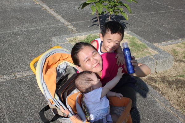 妍霓絲SPF50清爽沁涼防曬噴霧