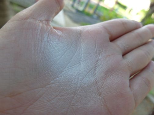 妍霓絲SPF50清爽沁涼防曬噴霧