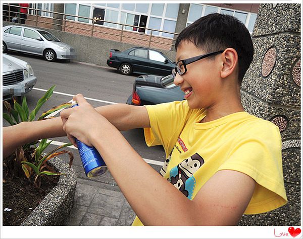 妍霓絲SPF50清爽沁涼防曬噴霧