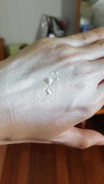 妍霓絲SPF50清爽沁涼防曬噴霧