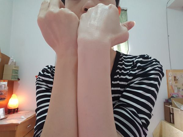 妍霓絲SPF50清爽沁涼防曬噴霧