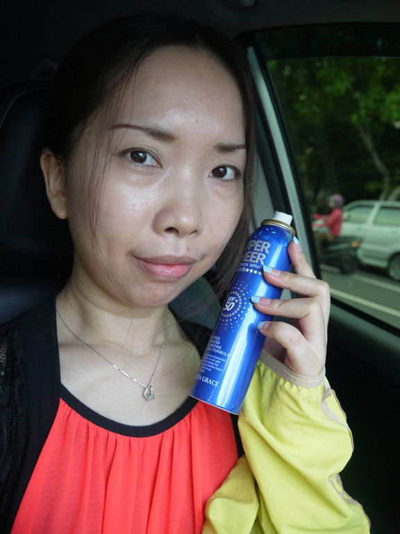 妍霓絲SPF50清爽沁涼防曬噴霧