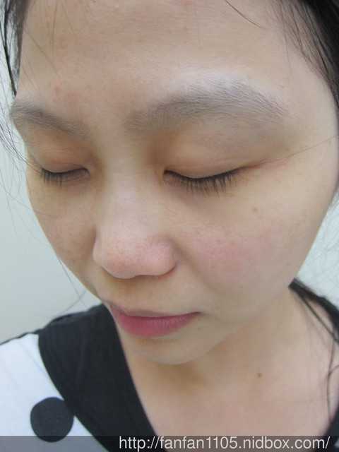 妍霓絲極淨透碳深層喚白黑凍膜