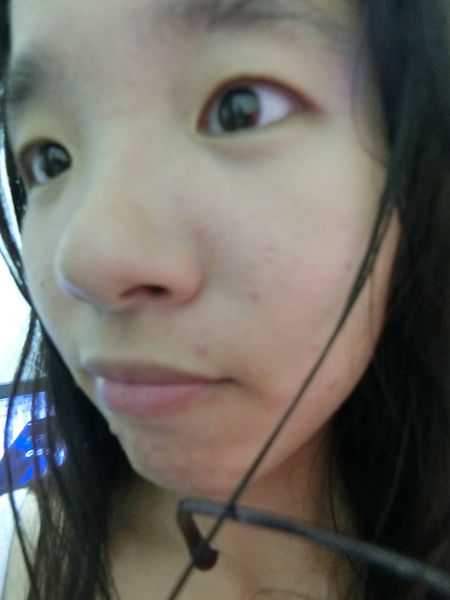 妍霓絲極淨透碳深層喚白黑凍膜