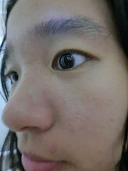 妍霓絲極淨透碳深層喚白黑凍膜