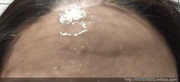 妍霓絲極淨透碳深層喚白黑凍膜