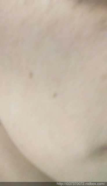 妍霓絲極淨透碳深層喚白黑凍膜