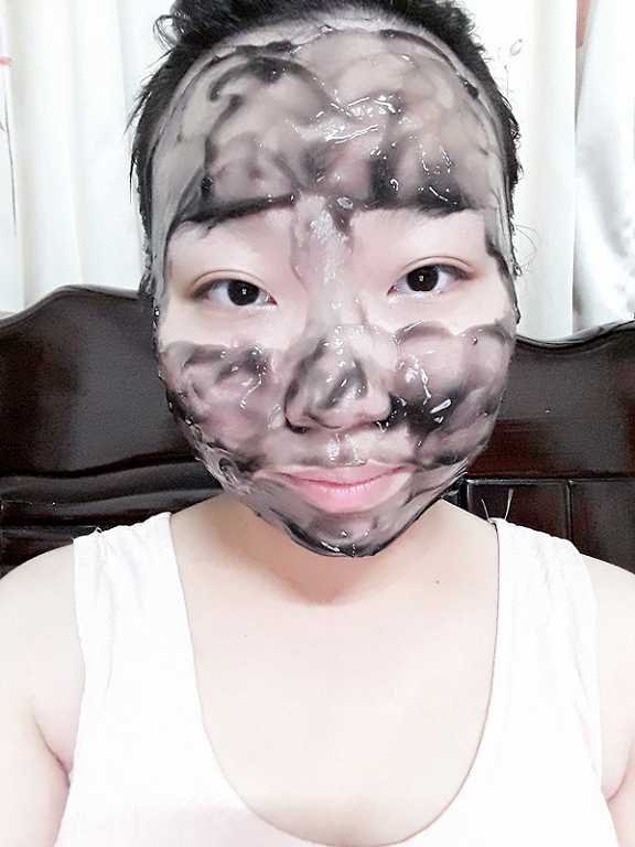 妍霓絲極淨透碳深層喚白黑凍膜