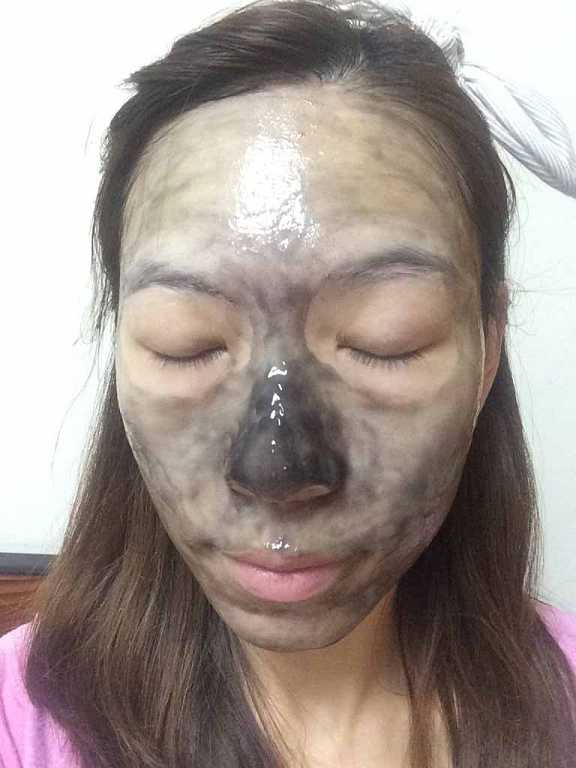 妍霓絲極淨透碳深層喚白黑凍膜