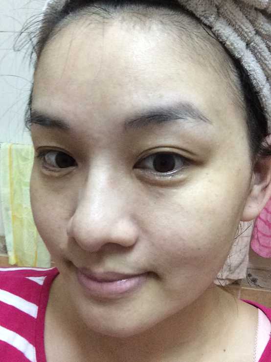 妍霓絲極淨透碳深層喚白黑凍膜