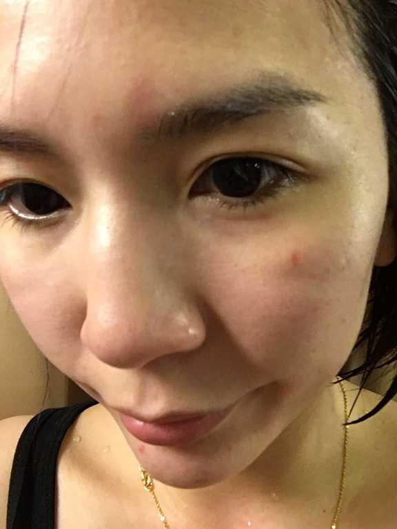 妍霓絲極淨透碳深層喚白黑凍膜