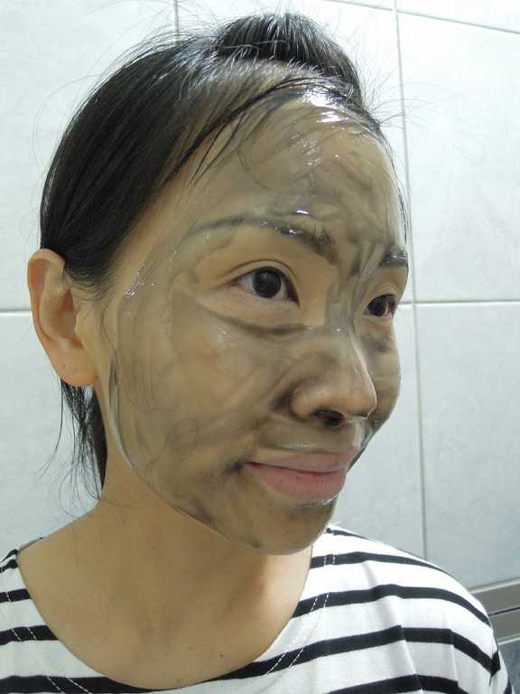 妍霓絲極淨透碳深層喚白黑凍膜