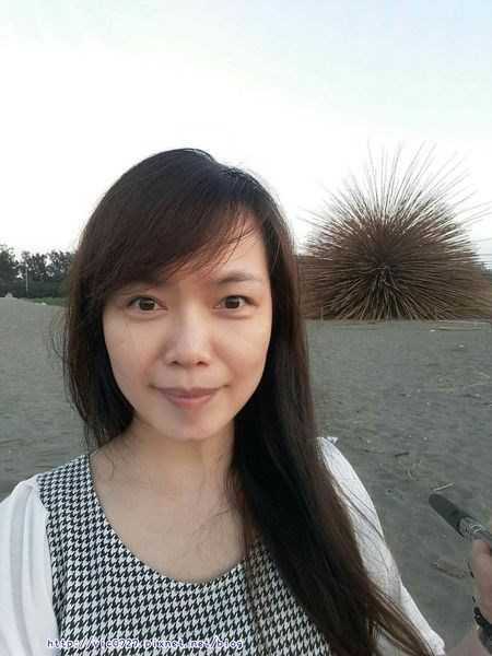 妍霓絲極淨透碳深層喚白黑凍膜