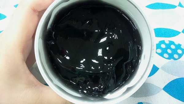 妍霓絲極淨透碳深層喚白黑凍膜