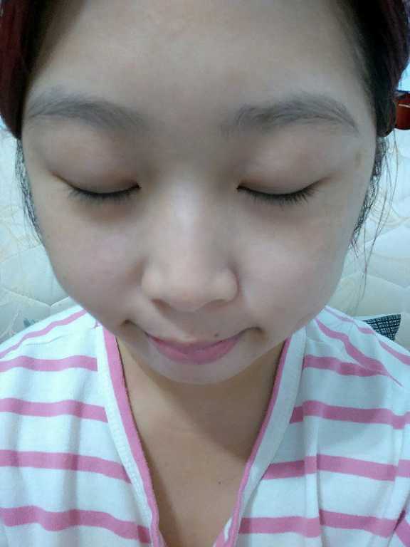 妍霓絲極淨透碳深層喚白黑凍膜