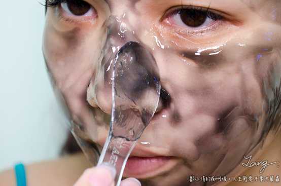 妍霓絲極淨透碳深層喚白黑凍膜