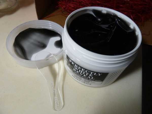 妍霓絲極淨透碳深層喚白黑凍膜